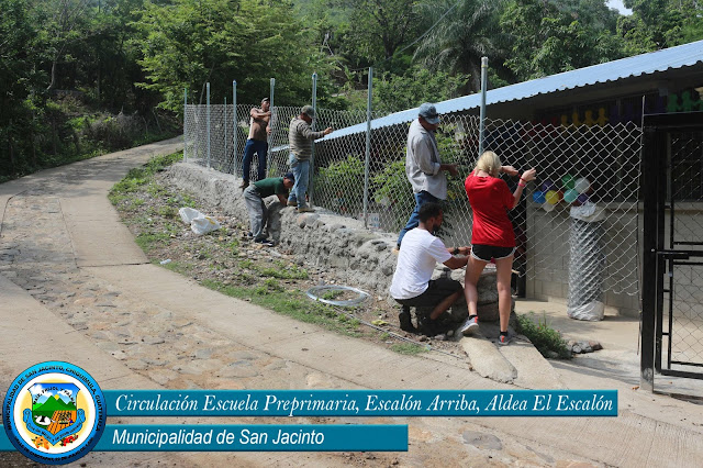 Perimeter Fence for the Escalón Arriba Village Kindergarten