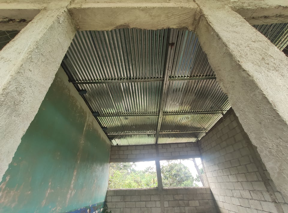 Roof Installation at Minas Arriba Village School, San Juan Ermita